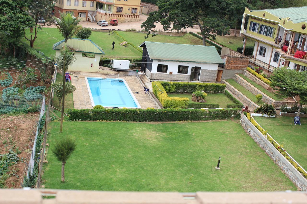 Cepha'S Inn Kabale 外观 照片