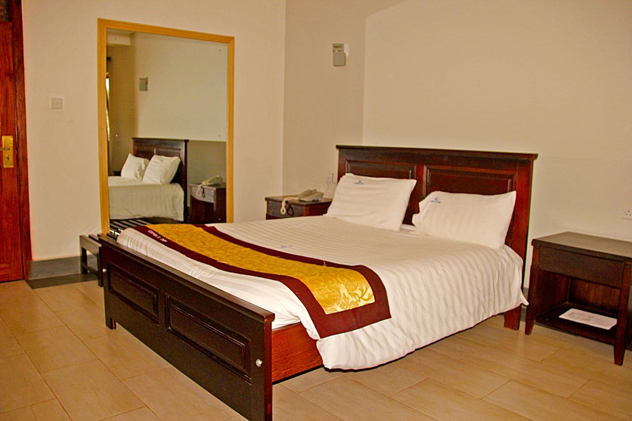 Cepha'S Inn Kabale 外观 照片